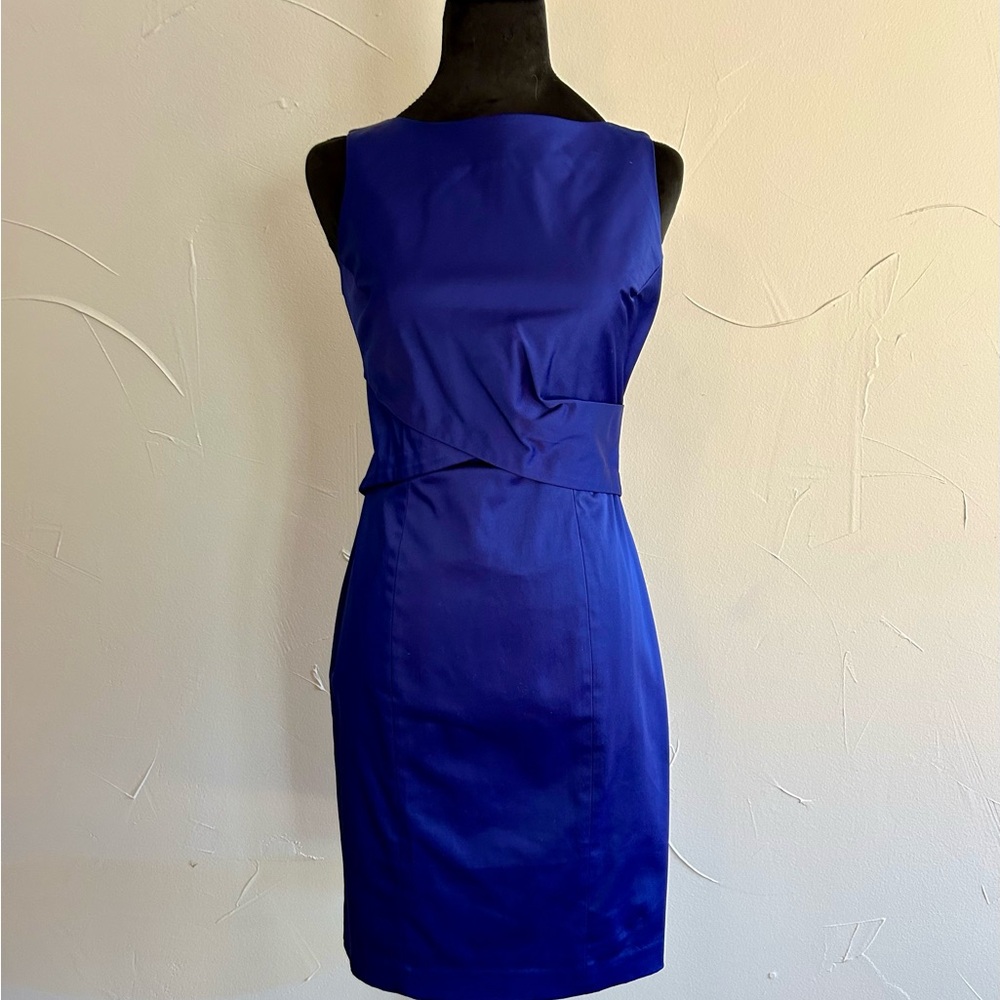 Elegant Blue Satin Sleeveless Dress